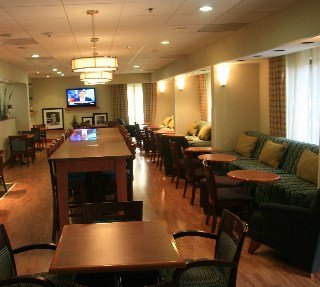 Hotel Hampton Inn Monterrey Galerias Obispado