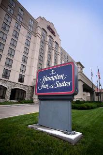Hotel Hampton Inn & Suites Kansas City-country Club