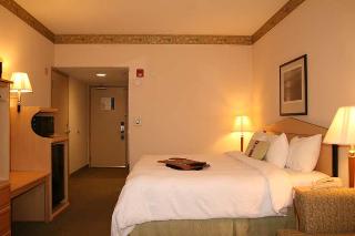 Hotel Hampton Inn & Suites San