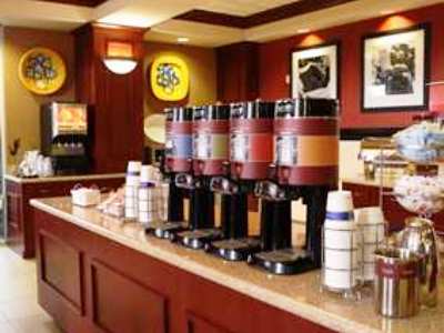 Hotel Hampton Inn & Suites Staten Island