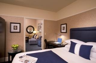 Hotel Harbor Court