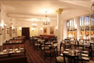Hotel Harte & Garter & Spa