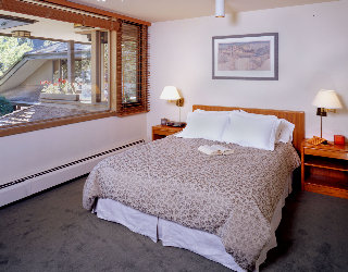 Hotel Hearthstone House
