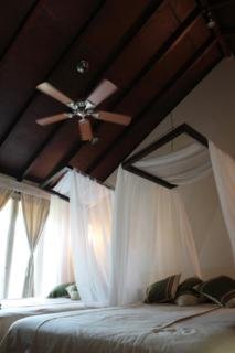 Hotel Henry Morgan & Beach Resort