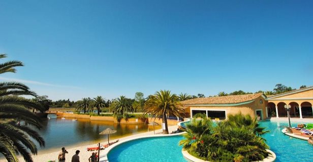 Hotel Herdade Lago Real