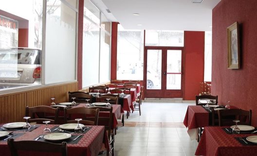 Hotel Hermus Centre Vila