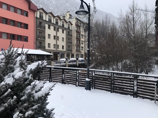 Hotel Hermus Centre Vila