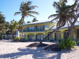 Hotel Hibiscus Beach Resort