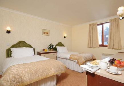 Hotel Highlander
