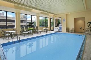 Hotel Hilton Fort Wayne At The Grand Wayne Convention