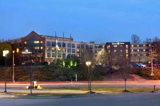 Hotel Hilton Suites Brentwood