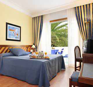 Hotel Hipotels La Geria