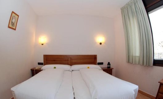 Hotel Holastays La Cabana