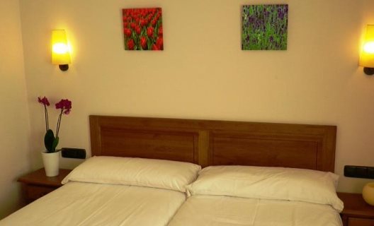 Hotel Holastays La Cabana