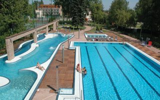 Hotel Holiday Beach Budapest Wellness