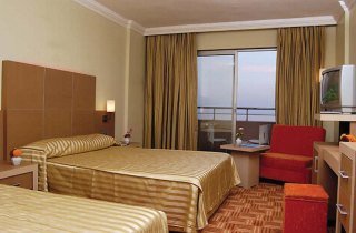 Hotel Holiday Garden Resort