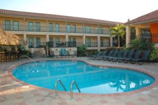 Hotel Holiday Inn And Suites Near Busch Gardens