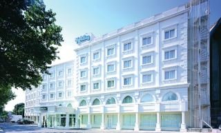 Hotel Holiday Inn City