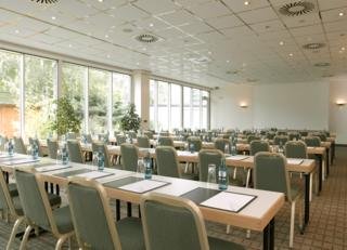 Hotel Holiday Inn Cologne-bonn Airport