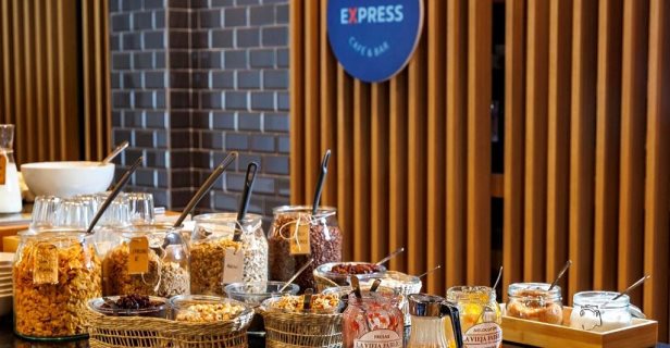 Hotel Holiday Inn Express Bilbao Airport