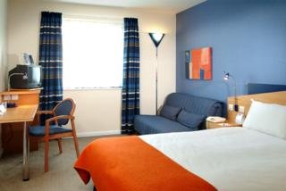 Hotel Holiday Inn Express Canterbury