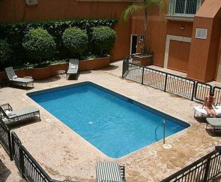 Hotel Holiday Inn Express Galerias San Jeronimo
