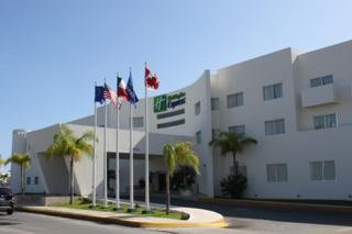 Hotel Holiday Inn Express Playacar