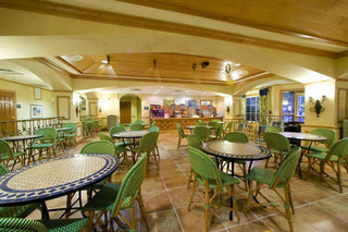 Hotel Holiday Inn Express & Suites Lake Buenavista East