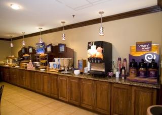Hotel Holiday Inn Express Washington Dc East-andrews Afb
