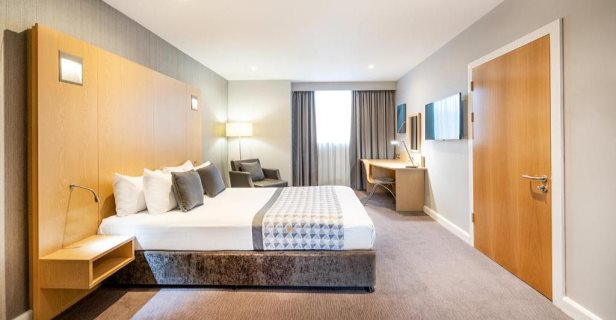 Hotel Holiday Inn London Luton Airport