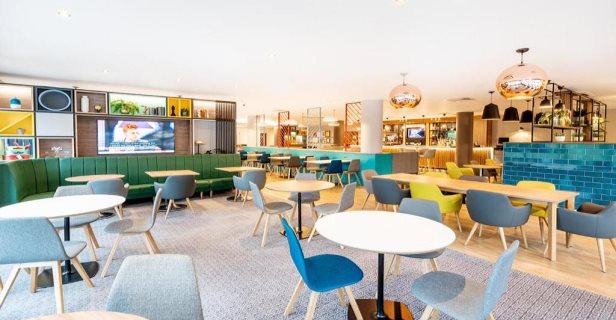 Hotel Holiday Inn London Luton Airport