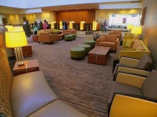 Hotel Holiday Inn Mart Plaza