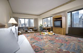 Hotel Holiday Inn Mart Plaza