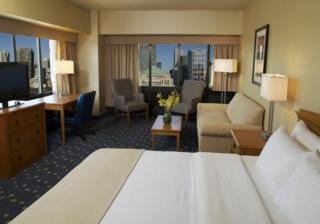 Hotel Holiday Inn Mart Plaza