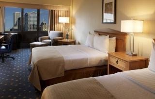 Hotel Holiday Inn Mart Plaza