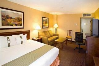 Hotel Holiday Inn San Antonio International Airport