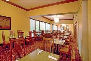 Hotel Holiday Inn San Antonio International Airport