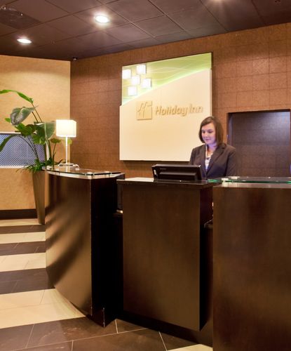 Hotel Holiday Inn & Suites