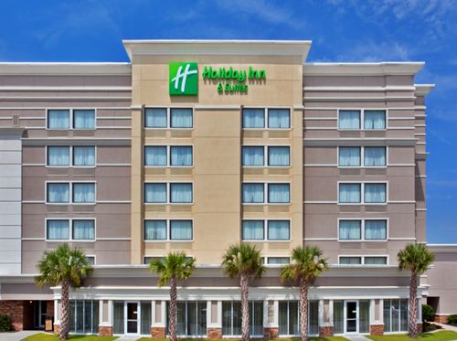 Hotel Holiday Inn & Suites