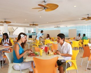 Hotel Holiday Inn Sunspree Resort All Inclusive