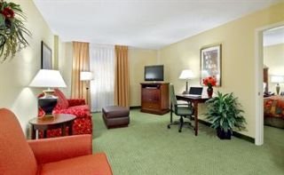 Hotel Homewood Suites By Hilton Tampa Airport