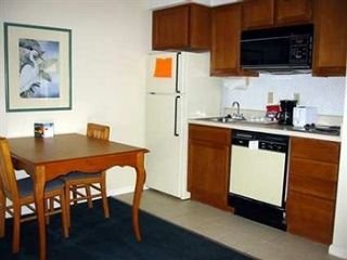 Hotel Homewood Suites Kansas City Airport