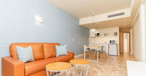 Hotel Hovima La Pinta Beachfront Family