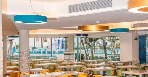 Hotel Hovima La Pinta Beachfront Family