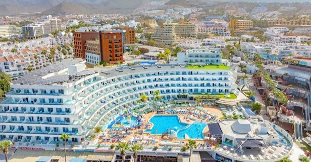 Hotel Hovima La Pinta Beachfront Family