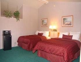 Hotel Howard Johnson Airport