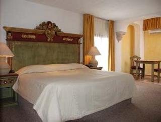 Hotel Howard Johnson Calle Real