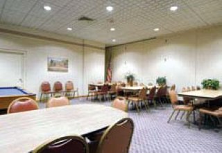 Hotel Howard Johnson Inn