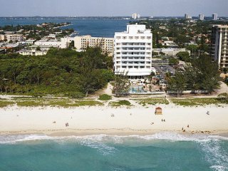 Hotel Howard Johnson Plaza Dezerland Beach & Spa