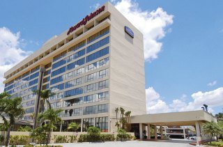 Hotel Howard Johnson Plaza Miami Airport